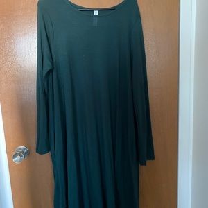 Long sleeve green dress